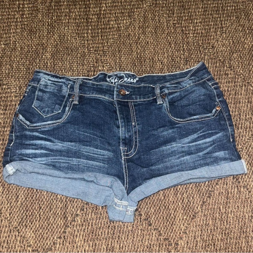 Stylish Blue Denim Shorts